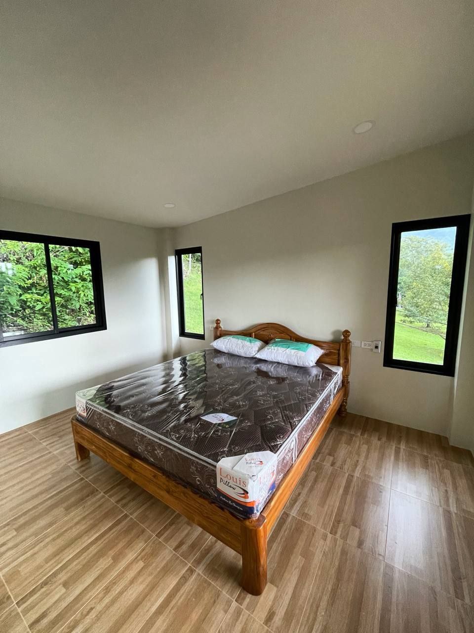 🏡 New 1BR House in the Garden