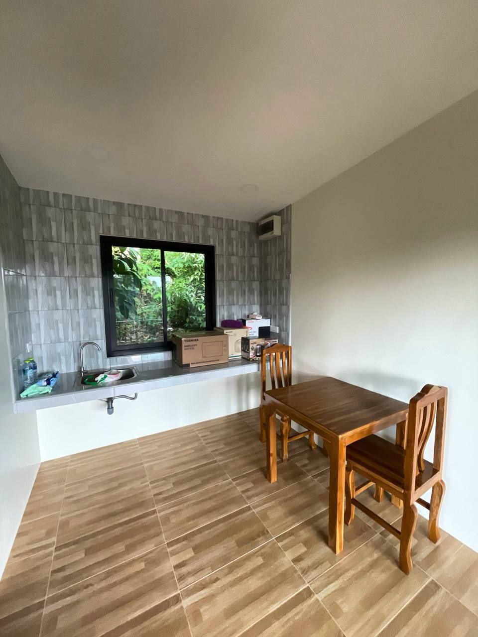 🏡 New 1BR House in the Garden