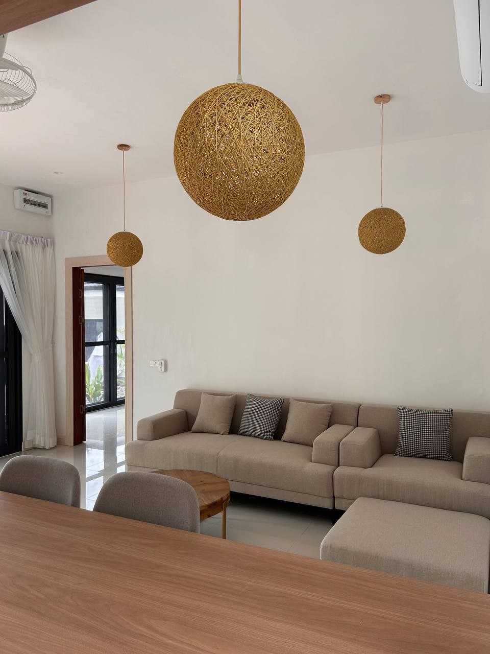 🏡 Bright 1BR Villa with Shared Pool