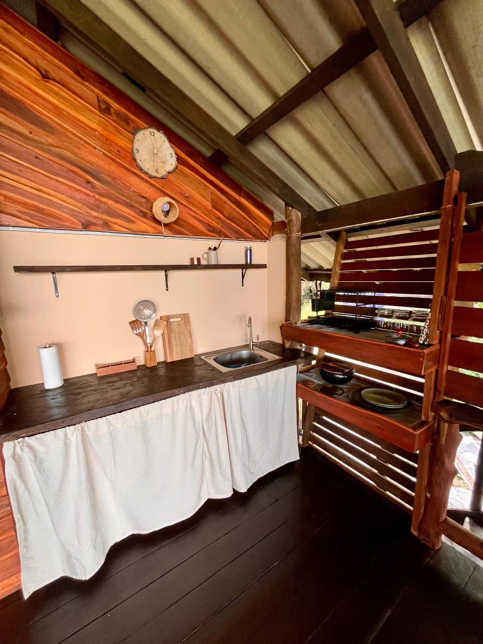 🏡 Unique 1BR House with a Large Terrace