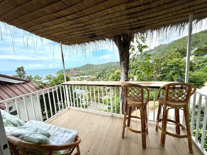 🏡 Bright 1BR jungle house with panoramic views
