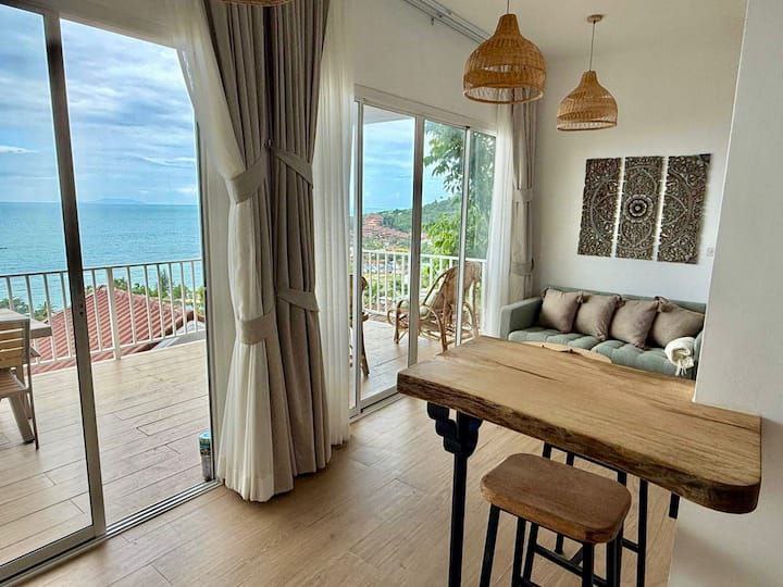 🏡 Cozy 1BR house with shared pool