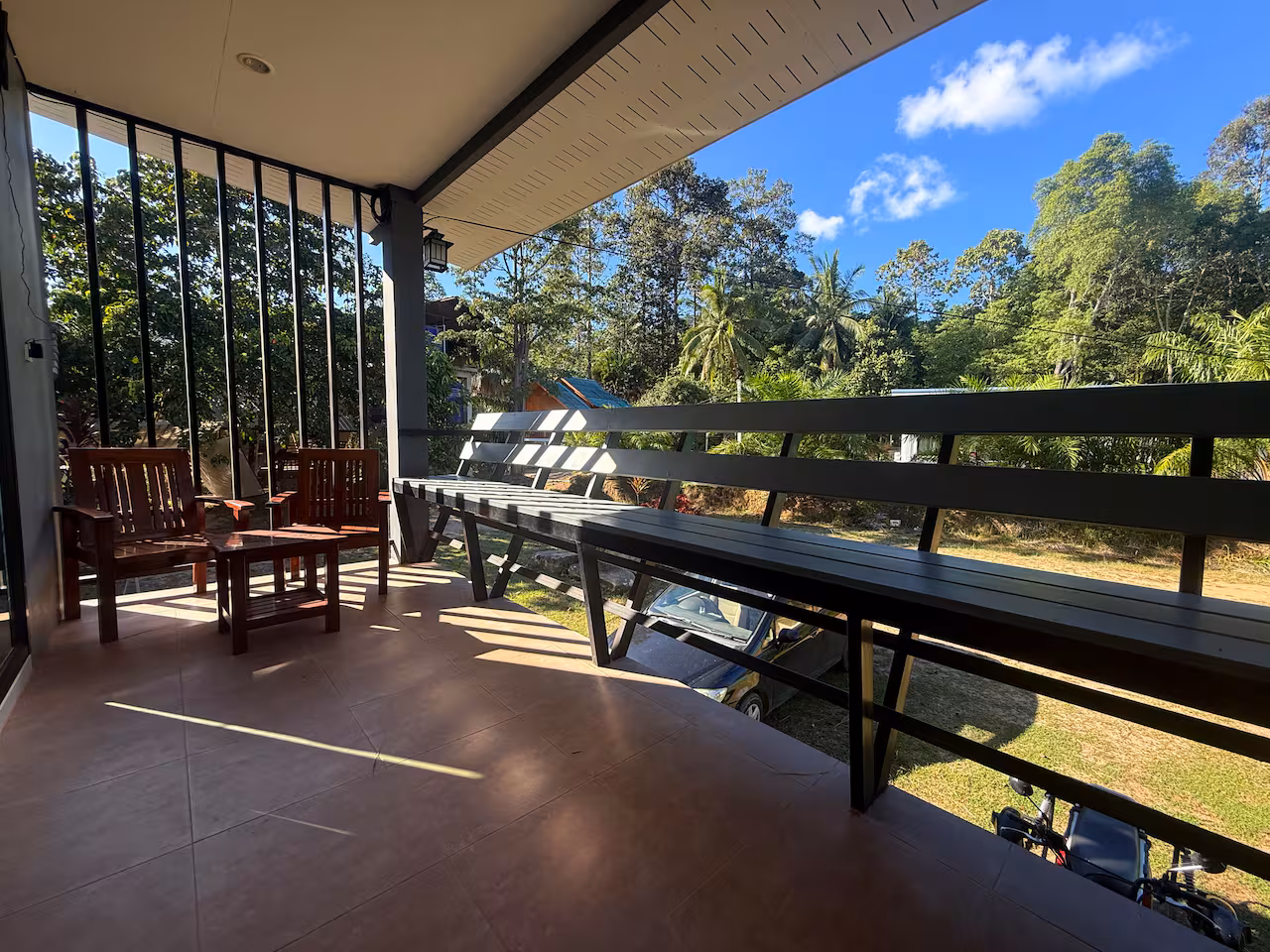 🏡 1BR jungle house