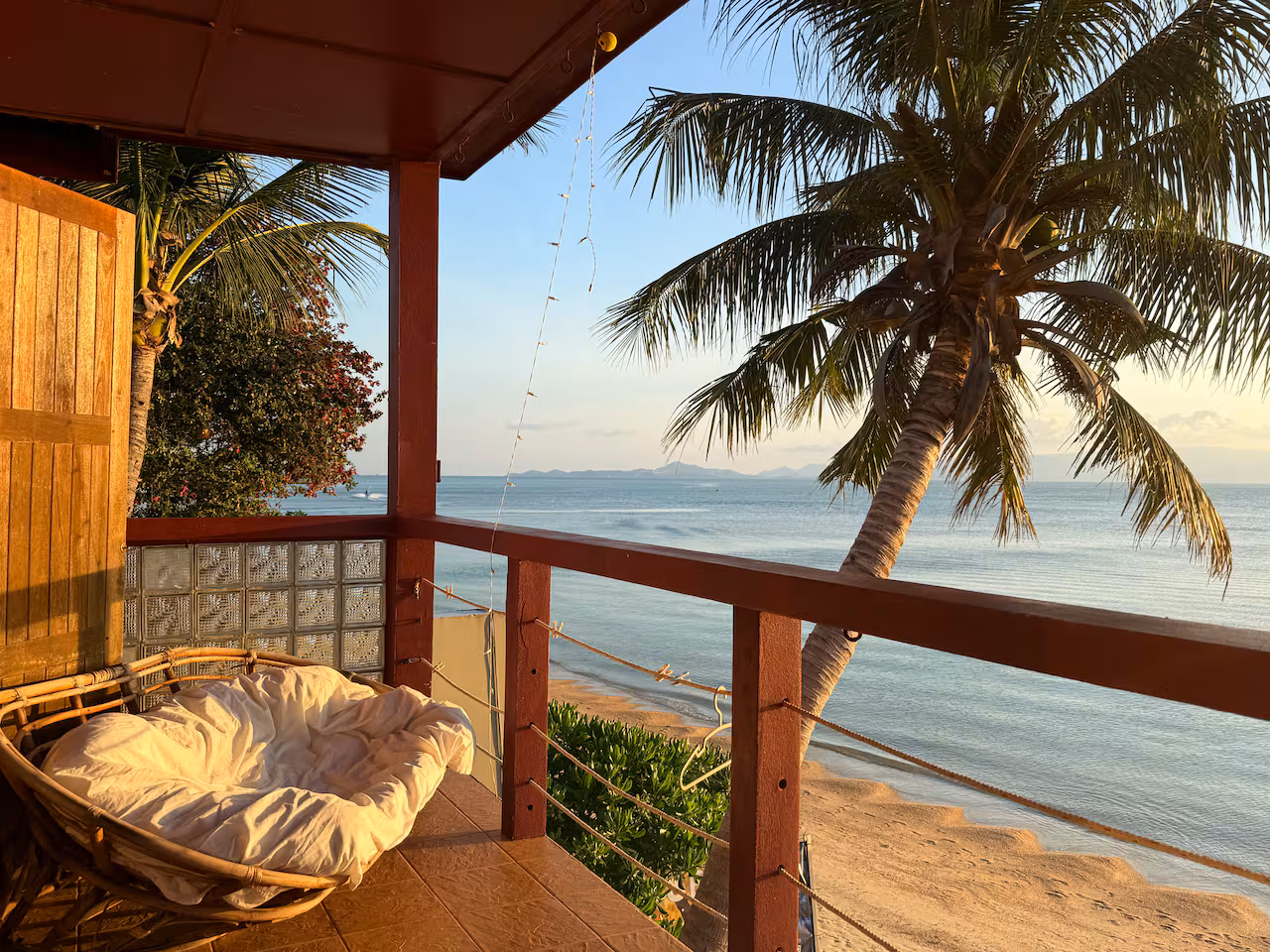 🏡 Spacious 2BR beachfront house