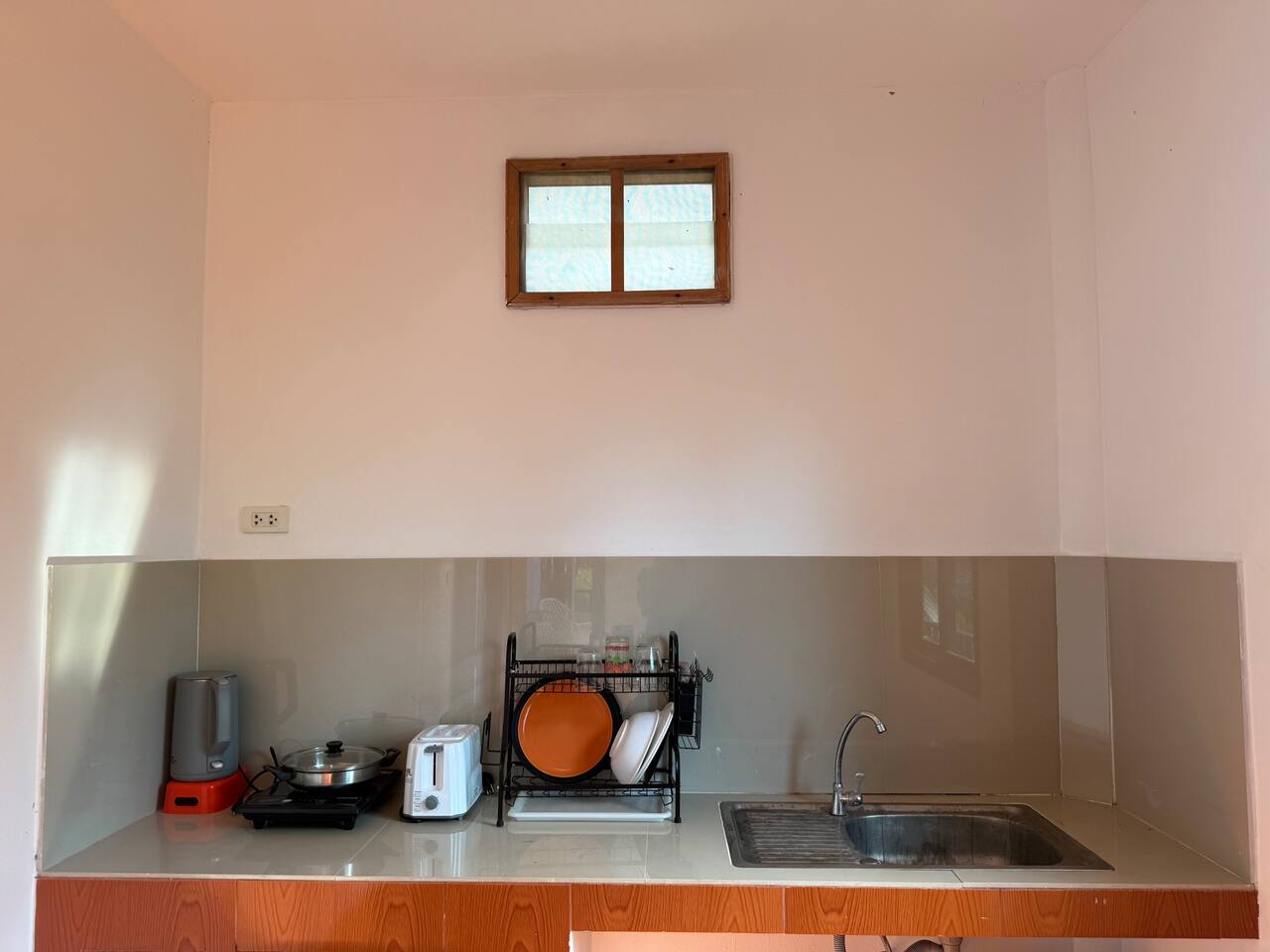 🏡 2BR house with a view