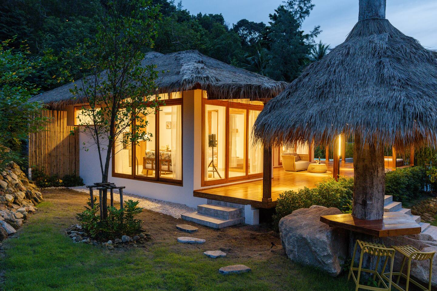 🏡 Cozy 2BR villa with pool